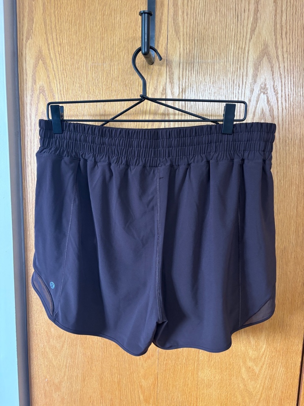 Lululemon Athletica Hotty Hot High Rise Short 4” - Picture 3 of 7